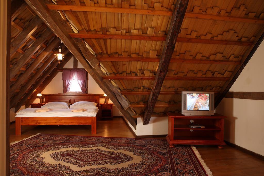 Hradni Basta Hotel Becov nad Teplou Room photo